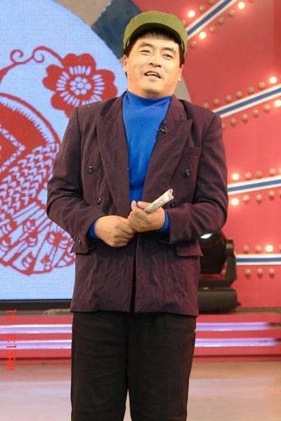 曾当众拒绝本山大哥请求，现在论为路人，网友：给你机会不中用