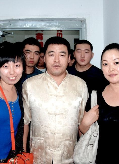 曾当众拒绝本山大哥请求，现在论为路人，网友：给你机会不中用