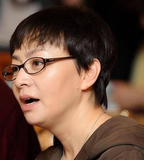 “赵本山与十位明星的恩怨情仇，背后的故事你知道吗？”
