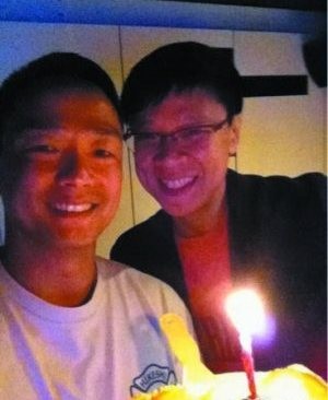 今年7月,陈志云现身王喜生日派对,王喜将两人合照上传到微博。