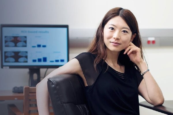何碧玉个人资料简介 满分上清华高考750分是真的吗