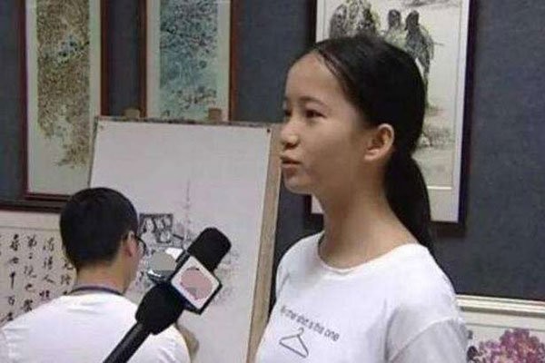 何碧玉个人资料简介 满分上清华高考750分是真的吗