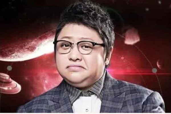 李健和韩红关系 李健唱歌韩红撇嘴的事情