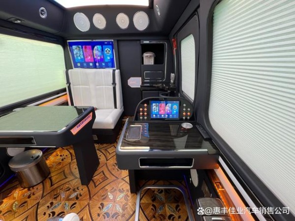 丰田考斯特豪华商务车，商务接待精选12座，居家旅行优选7座！-有驾