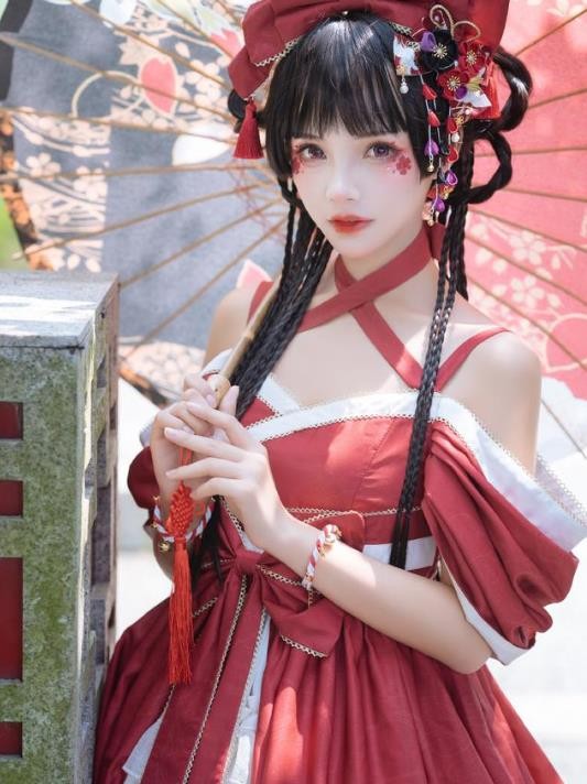 谢安然为什么叫小天使?她为什么不被lo圈接受?