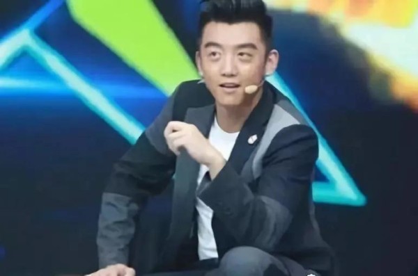 郑恺算不算一线明星（郑恺是一线明星吗）