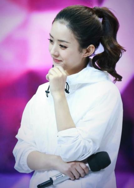 王思聪从来不黑的两个女星：一个是喜欢，一个是敬佩！