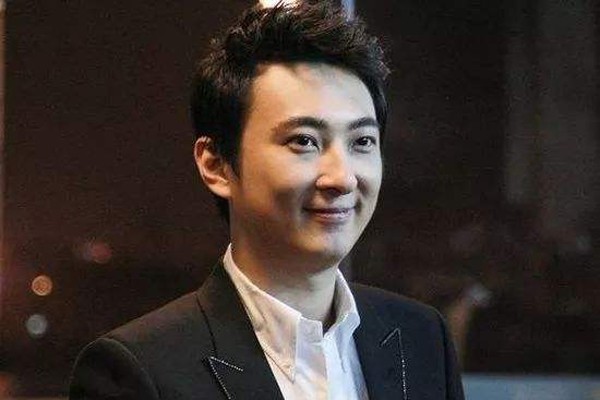 王思聪清空微博不做娱乐圈纪检委了 都怕如今的网络暴力