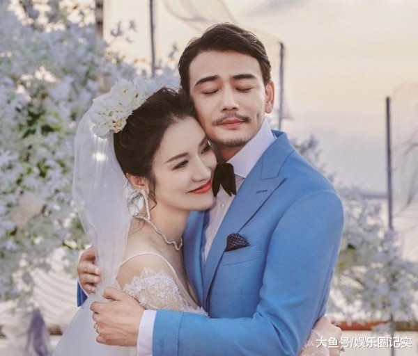 演艺圈最低调的明星夫妻, 两人领证8年不公开, 如今才补办婚礼