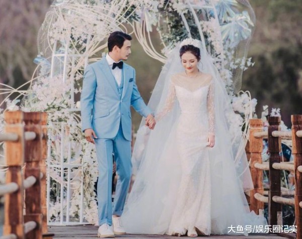 演艺圈最低调的明星夫妻, 两人领证8年不公开, 如今才补办婚礼