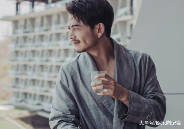 演艺圈最低调的明星夫妻, 两人领证8年不公开, 如今才补办婚礼