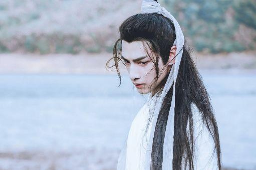 男明星也有“狐狸脸”，陈坤罗云熙上榜，最后一位是狐仙本人吧