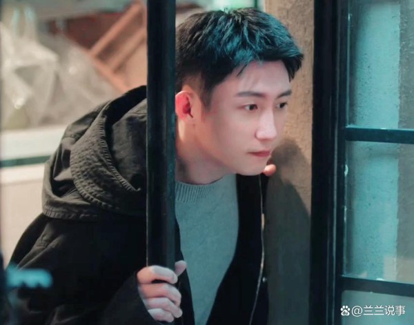 娱乐圈八卦：黄景瑜与九字女星关系揭秘，你期待吗？