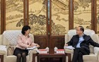 地方大学书记，访问北大