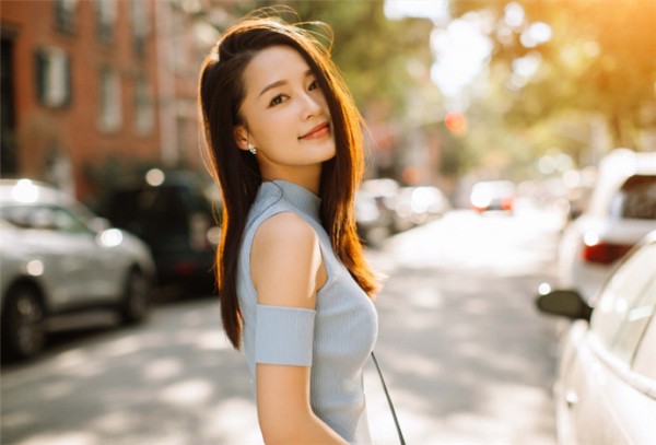 演员李沁的老公是谁现任 只是网传女神应该没结婚