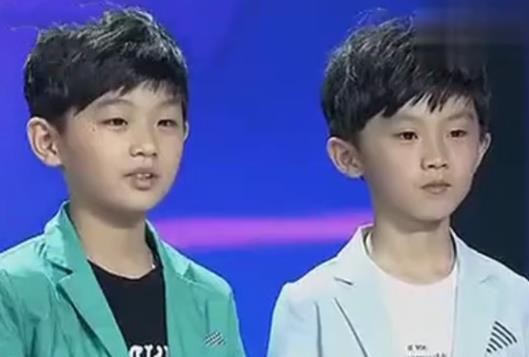 马嘉诚和马嘉祺什么关系,马嘉诚和马嘉祺是双胞胎吗