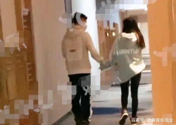 何泓姗恋情曝光，对方渣男