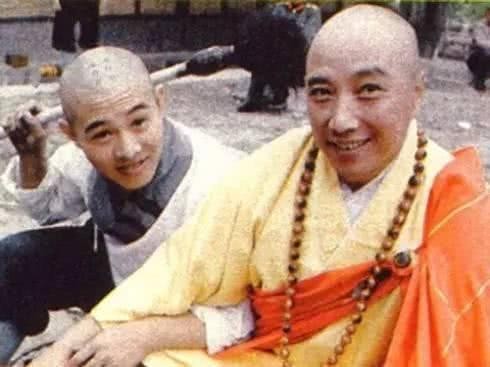 他是李连杰和吴京的师傅，曾经身怀绝技，如今年过古稀仍在练功！