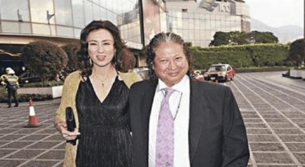 娱乐圈那些女高男低的情侣大盘点，最后一对不被人看好