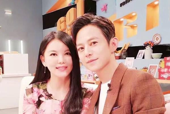 何炅最铁的5个朋友：谢娜只能排第3，第1是她