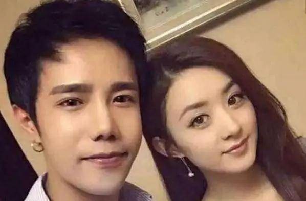 “真心姐姐”赵丽颖，回乡参加弟弟婚礼被嘲小气，却与弟媳关系好