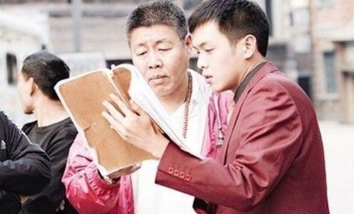 两次成为张若昀后妈，圈中人际关系极佳，这位女星有何魅力