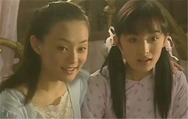 杨幂工作中生活中人缘都好！和孙俪的关系比较特殊