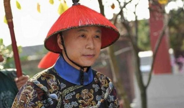 为什么现在越来越多的港台明星到大陆发展, 之前不是很不屑吗?
