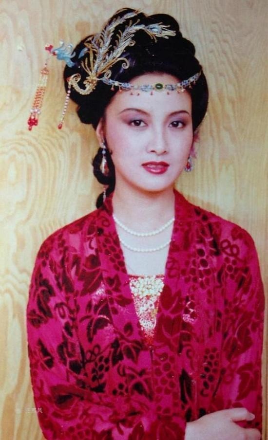 铁齿铜牙张国立被传潜规则数名女星, 袁立被正妻当场扇脸