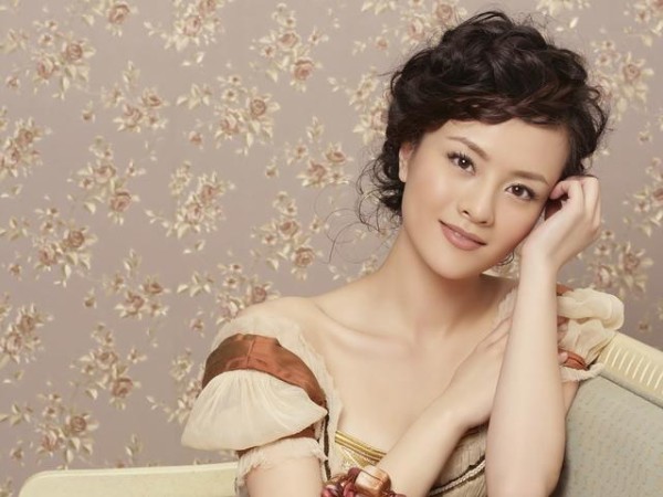 铁齿铜牙张国立被传潜规则数名女星, 袁立被正妻当场扇脸