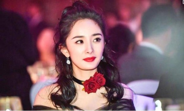 为什么越来越多的女明星选择剖腹产，而不愿意顺产生娃，原因在这