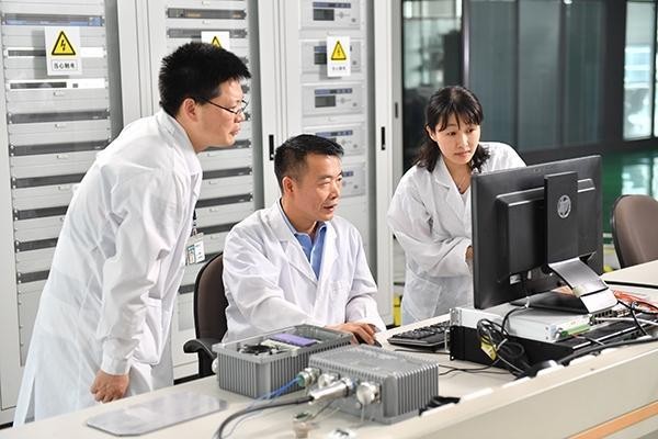 守护万家灯火!探访电网安全稳定运行背后的“科技密码”