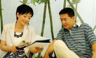 娱乐圈低调五位明星夫妻,张嘉译上榜,最后一位结婚花3000元