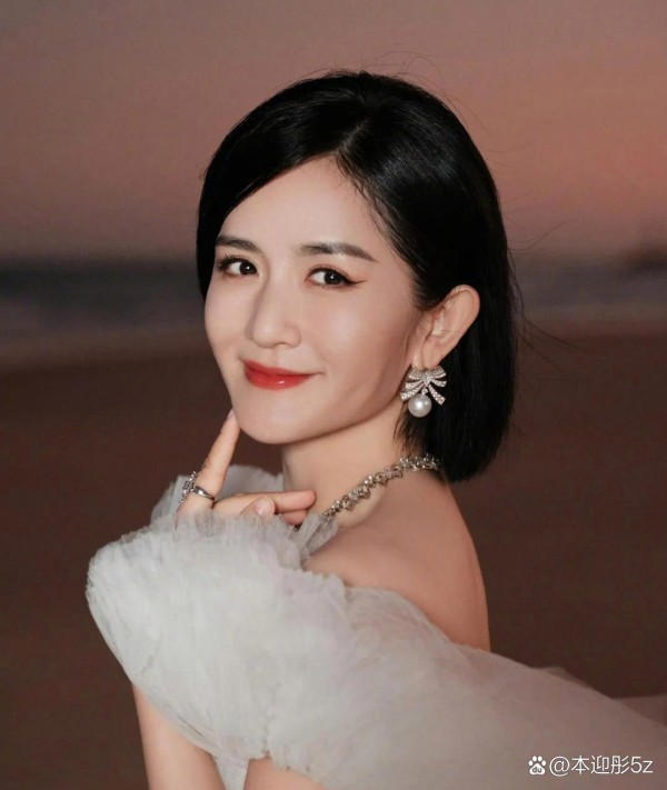 你们有没有注意到，谢娜似乎拥有...@本迎彤5z的动态