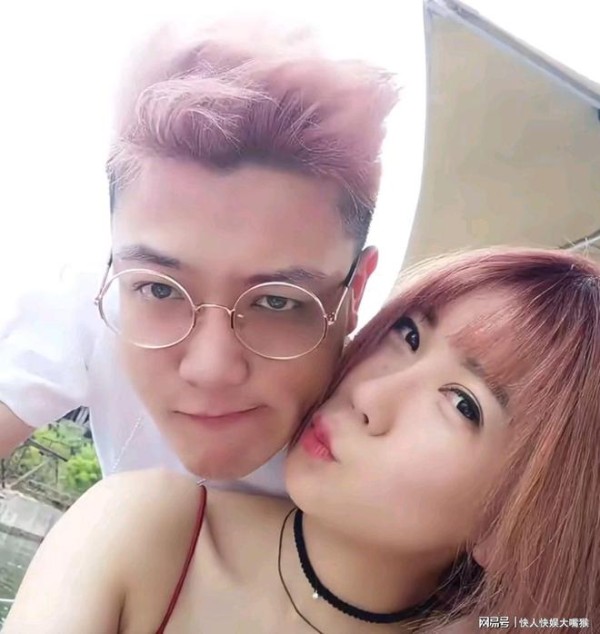 王中军的儿子王夫也，一家四口的幸福生活！