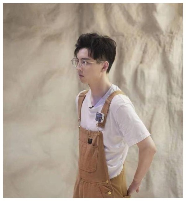 《明星大侦探》的明星助理们：这么优秀都在努力，你还在懒惰吗？