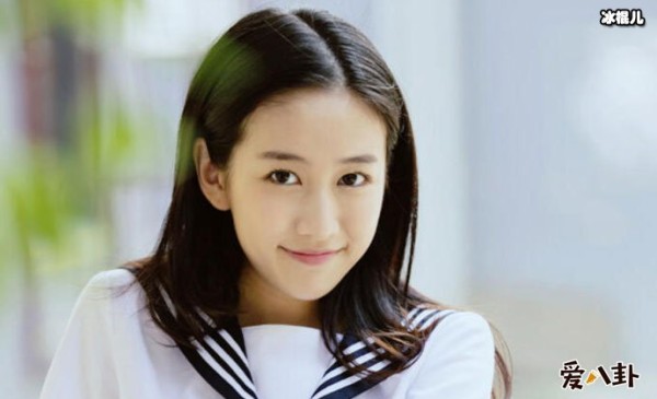 刘美含为什么不火, 有童颜学霸之称却火背后原因