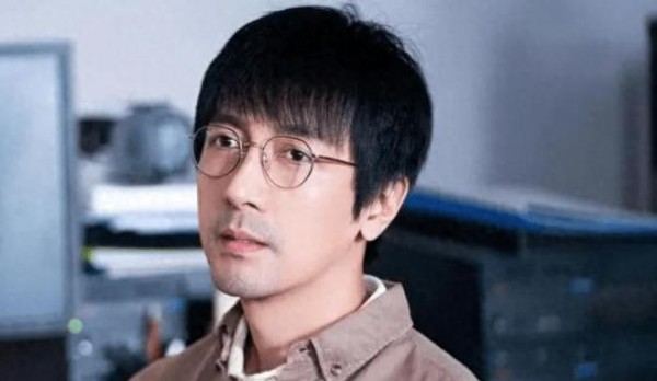 张鲁一被曝失联半个月被质疑与7月嫖娼瓜有关工作室紧急发声辟谣