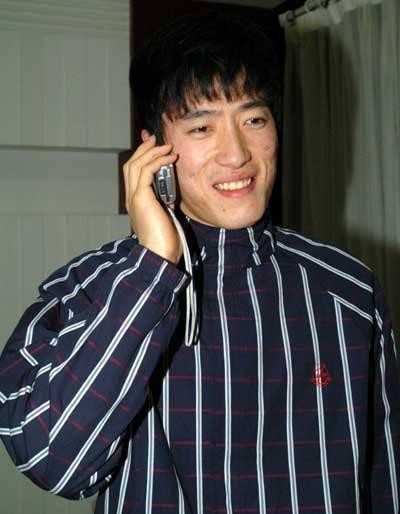 离婚5年，刘翔和吴莎牵手恩爱，前妻葛天却沦落剧组成这样？