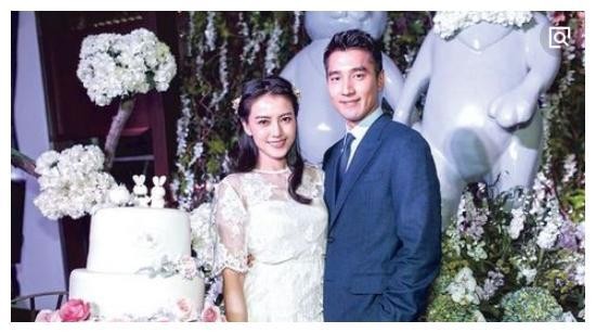 明星婚礼蛋糕打分：刘诗诗80分，唐嫣95分，而她给300分都嫌少