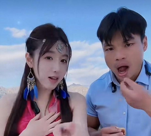 网红嘴哥被曝与乔妹分手！正面回应提问，乔妹泪眼瞬间湿润