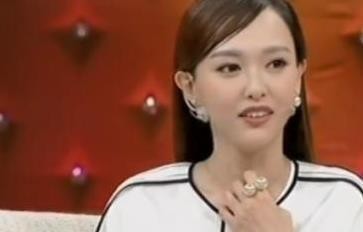 杨幂唐嫣曾经关系有多好？听听小糯米对唐嫣称呼，baby还差很远！