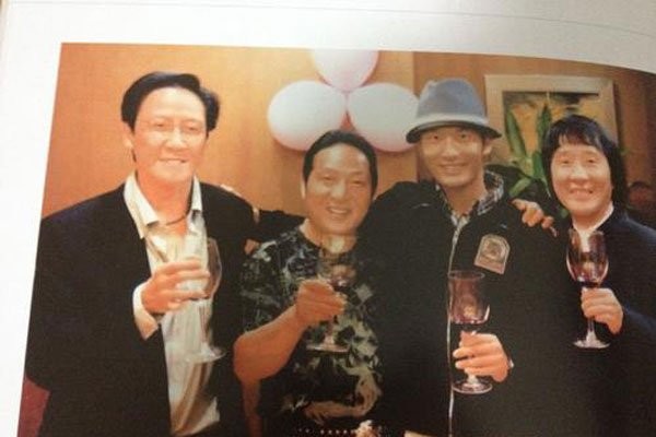 王林和女艺人怎么开光 在一个房子中进行了特殊仪式