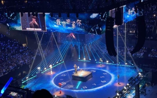 权志龙与女星偶遇记：娱乐圈的意外邂逅
