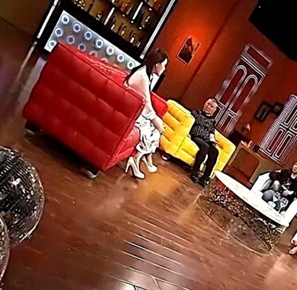 秦昊伊能静被离婚？网友等着看笑话，真爱无惧流言，实力打脸！