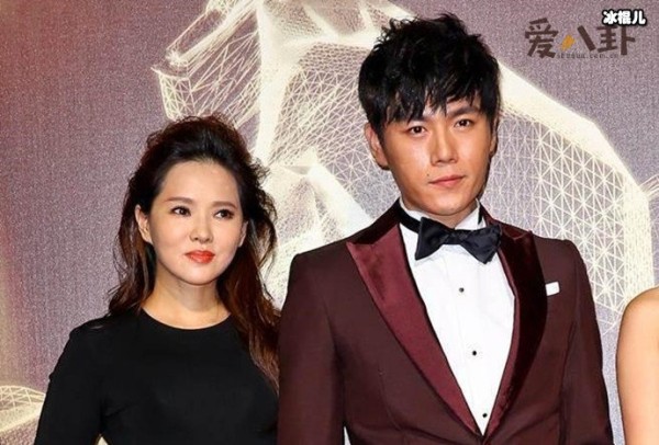 伊能静秦昊婚姻感情生活近况被扒，姐弟恋真的那么香吗？