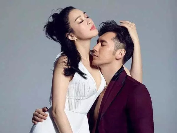 娱乐圈中六对“老妻少夫”的明星夫妻，第一对年龄相差十二岁