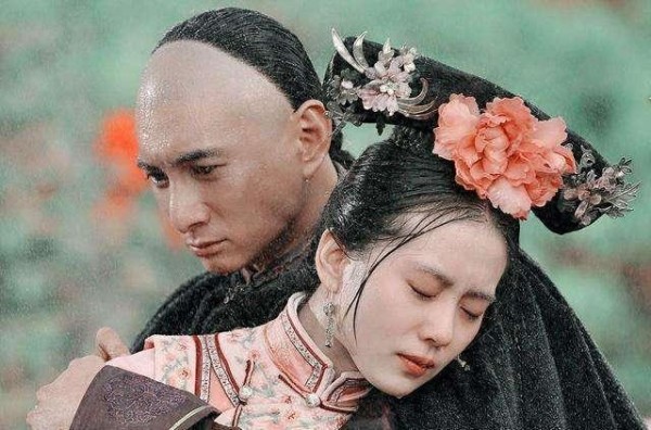 因戏结缘成现实夫妻：唐嫣罗晋，赵丽颖冯绍峰，看到任嘉伦