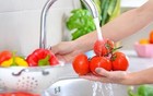 不焯水竟如“吃毒”？医生提醒：这5种菜再懒也得焯水