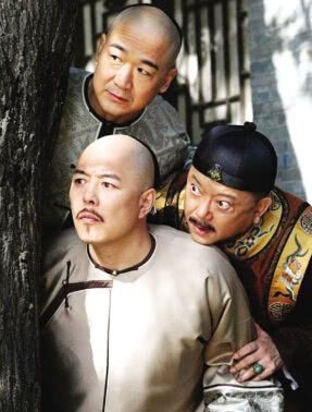 70岁“和珅”的三段婚姻，儿子和外孙同岁，现任妻子是网恋